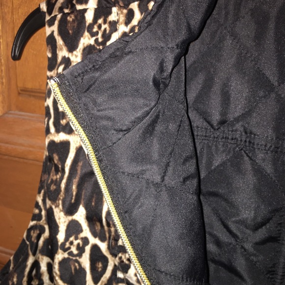 Leopard puffer vest - Picture 3 of 3